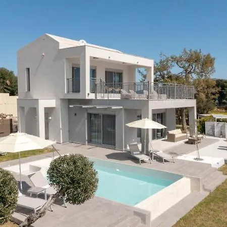 Villa Nick Art *