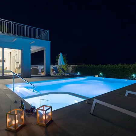 Nick Art Villa